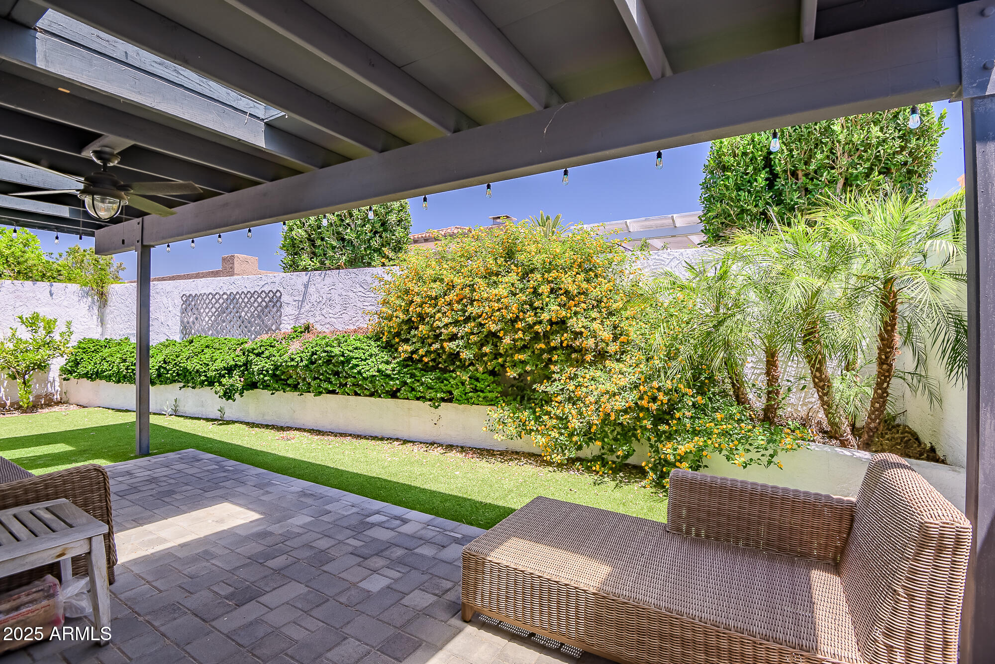 8094 E VIA DEL VENCINO --