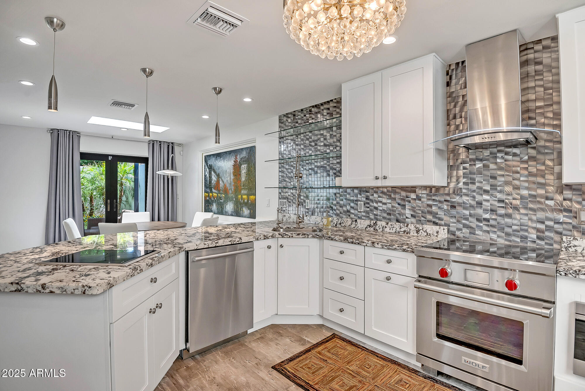 8094 E VIA DEL VENCINO --