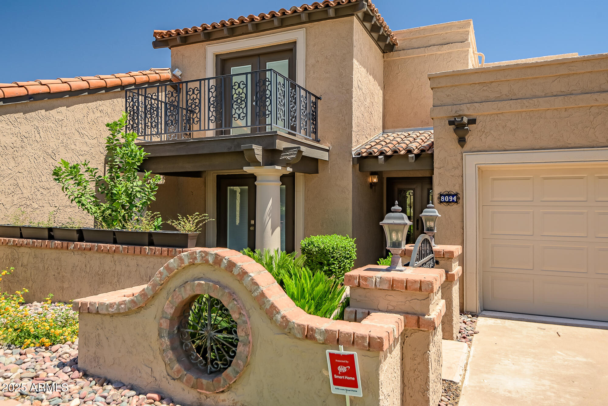 8094 E VIA DEL VENCINO --