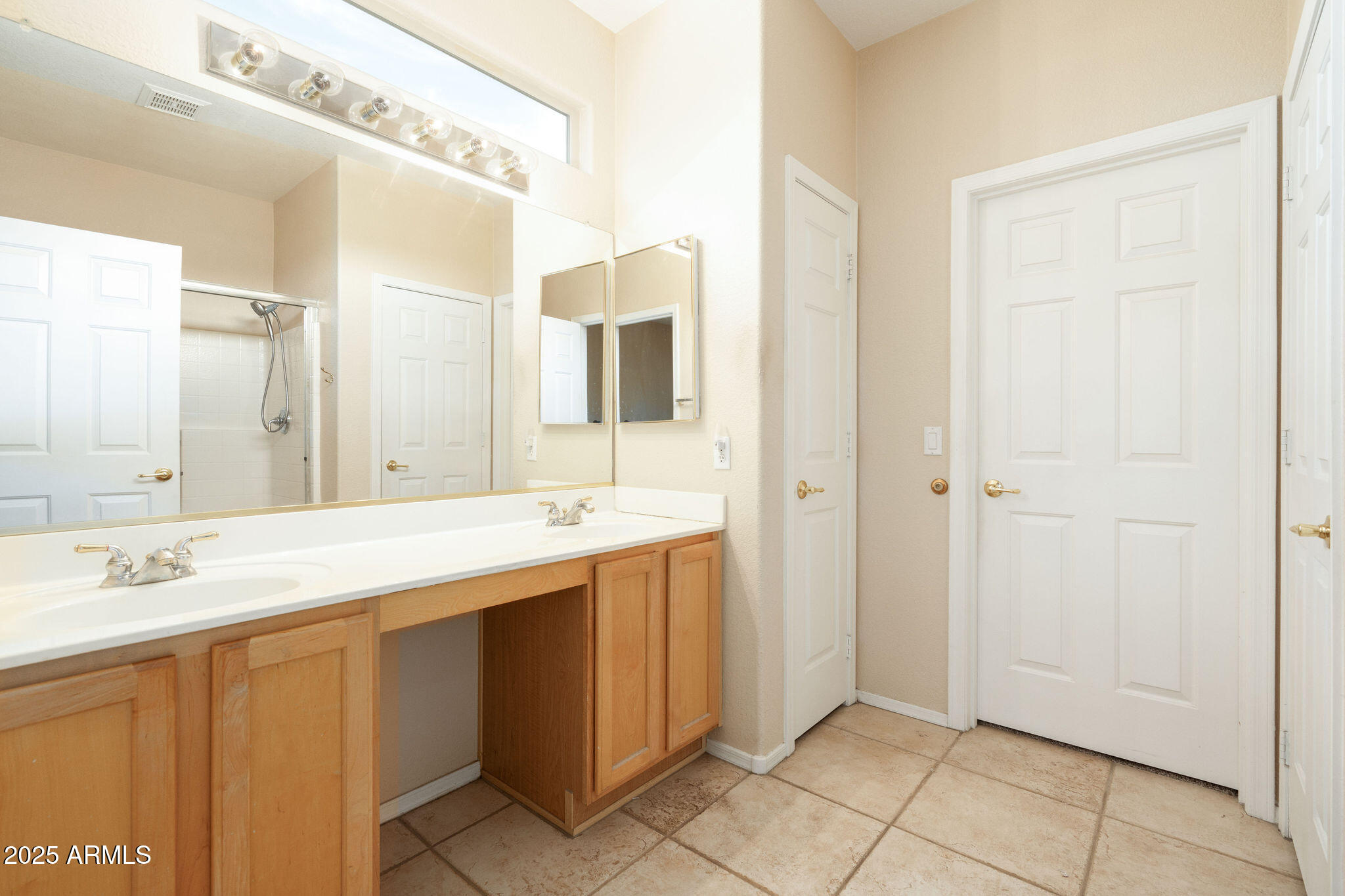 6450 S WINDSTREAM Place