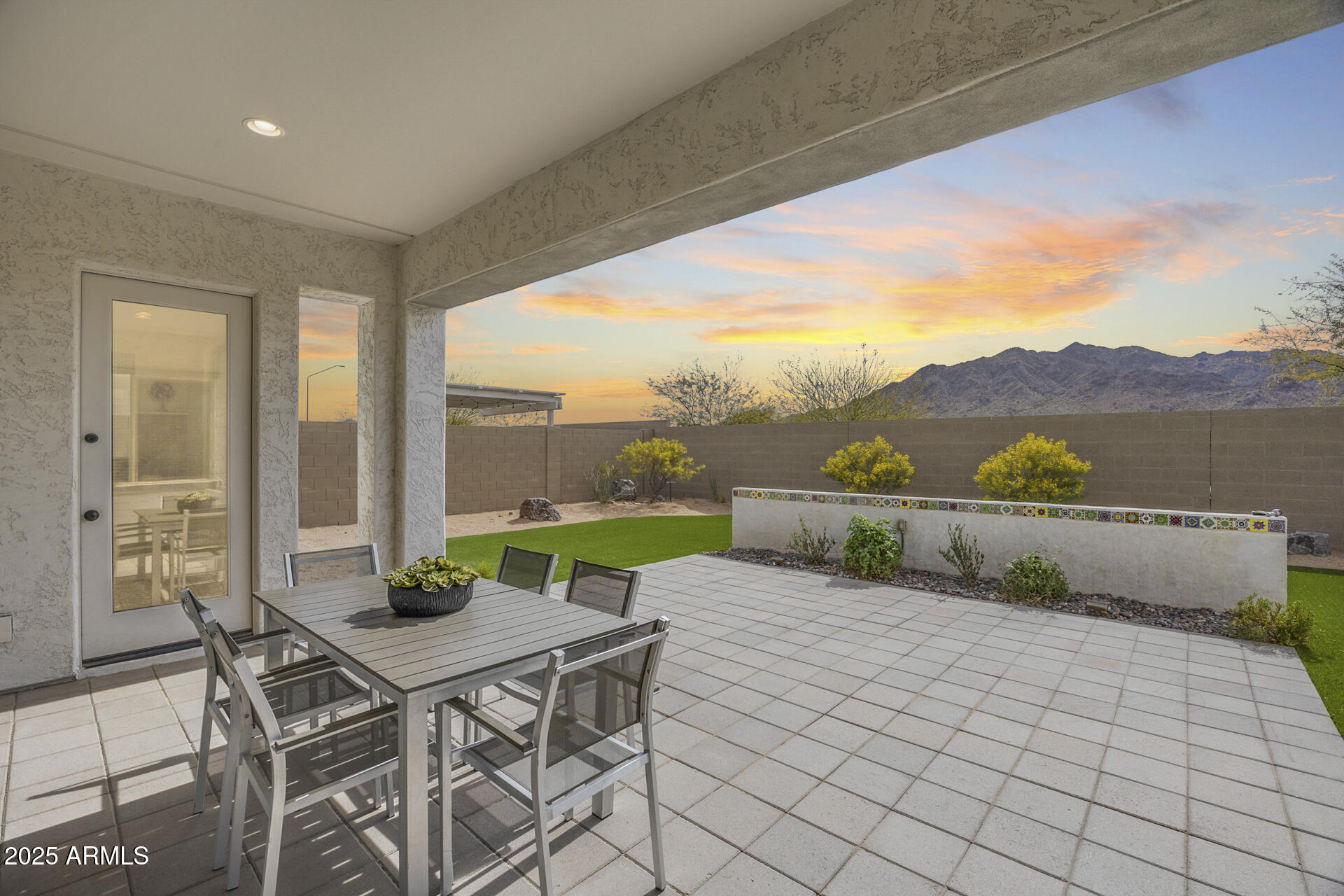 3539 E Starflower Drive