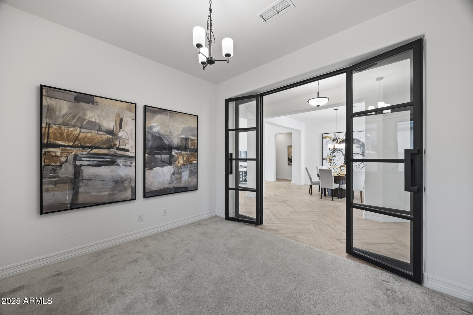 3539 E Starflower Drive