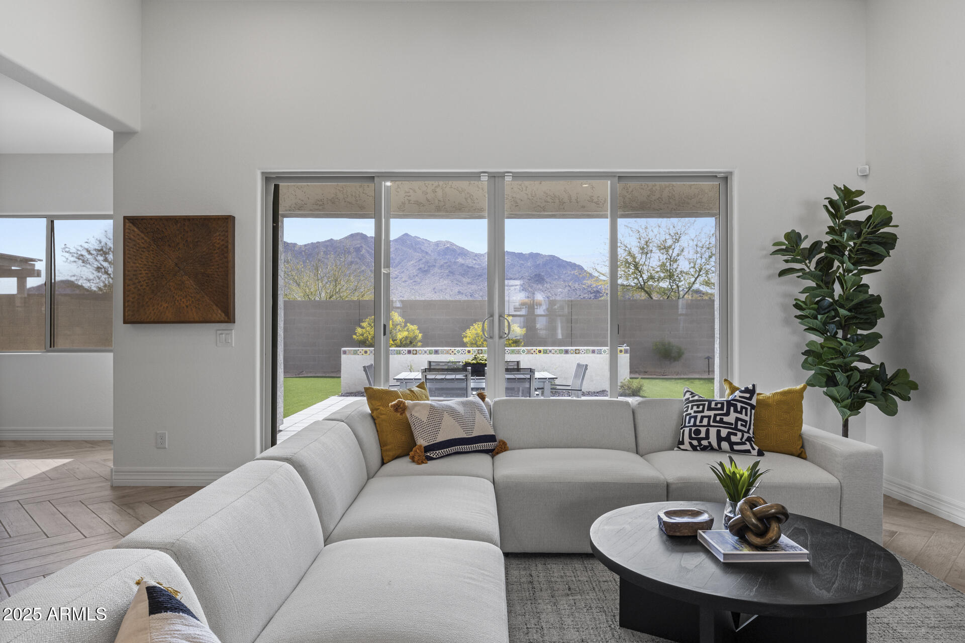 3539 E Starflower Drive