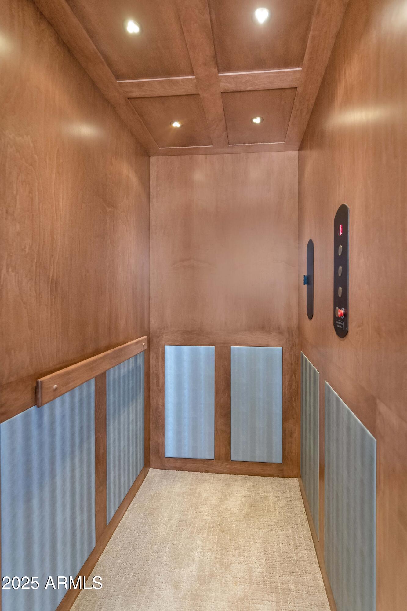 7295 N SCOTTSDALE Road # 1004