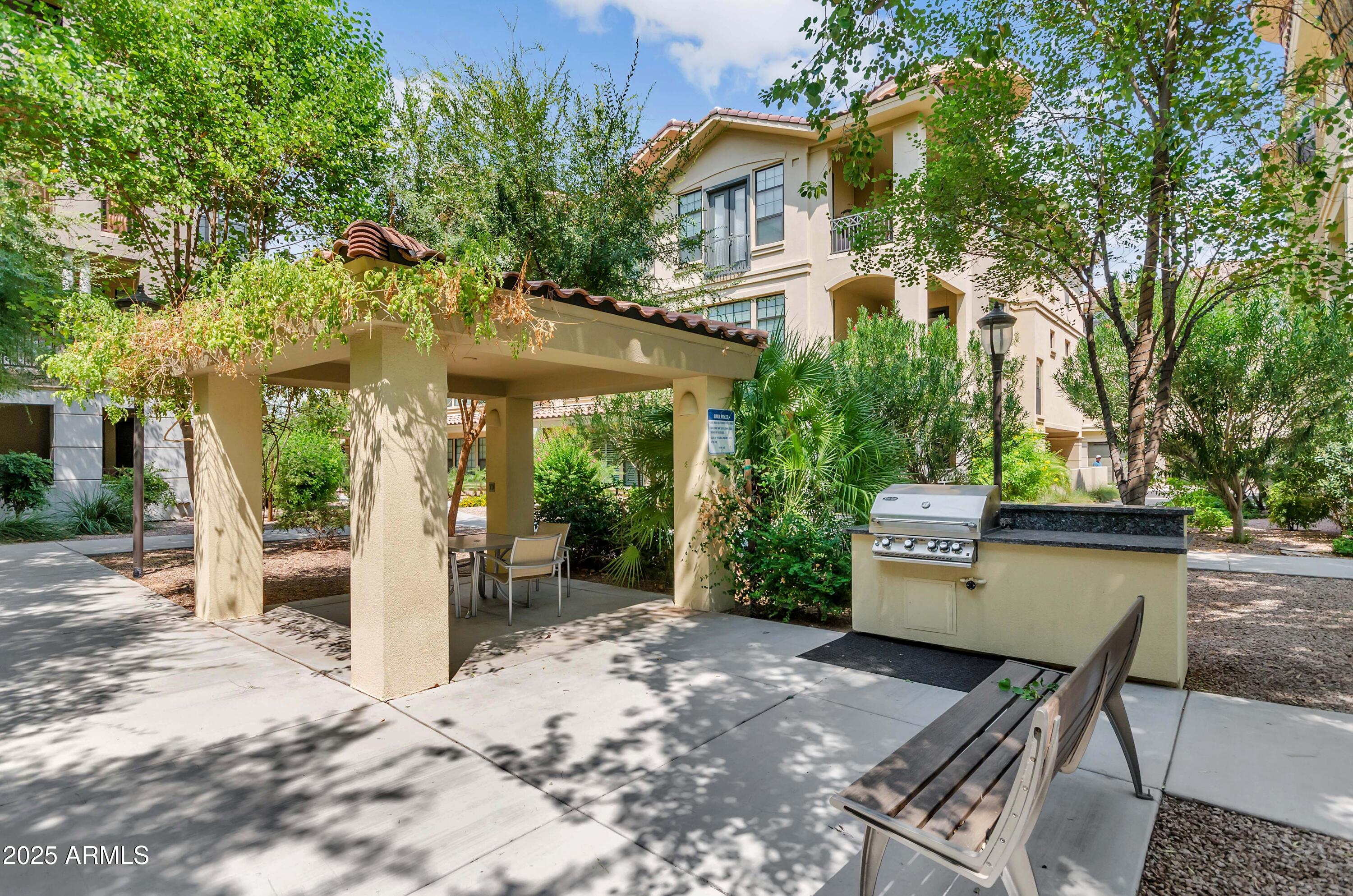 7295 N SCOTTSDALE Road # 1004