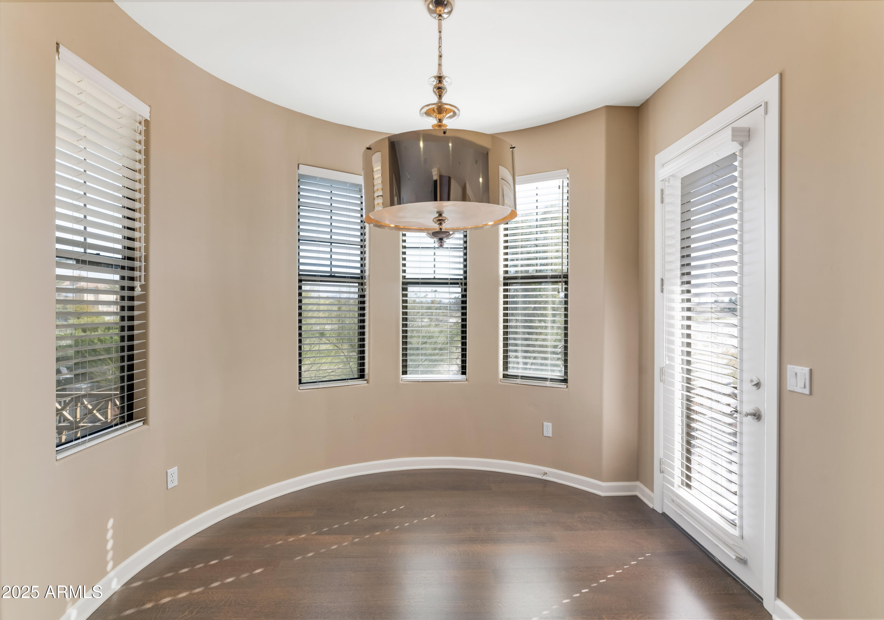 7295 N SCOTTSDALE Road # 1004