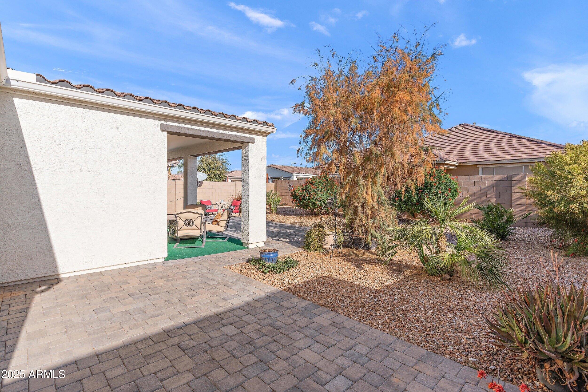 22788 E VIA LAS BRISAS --