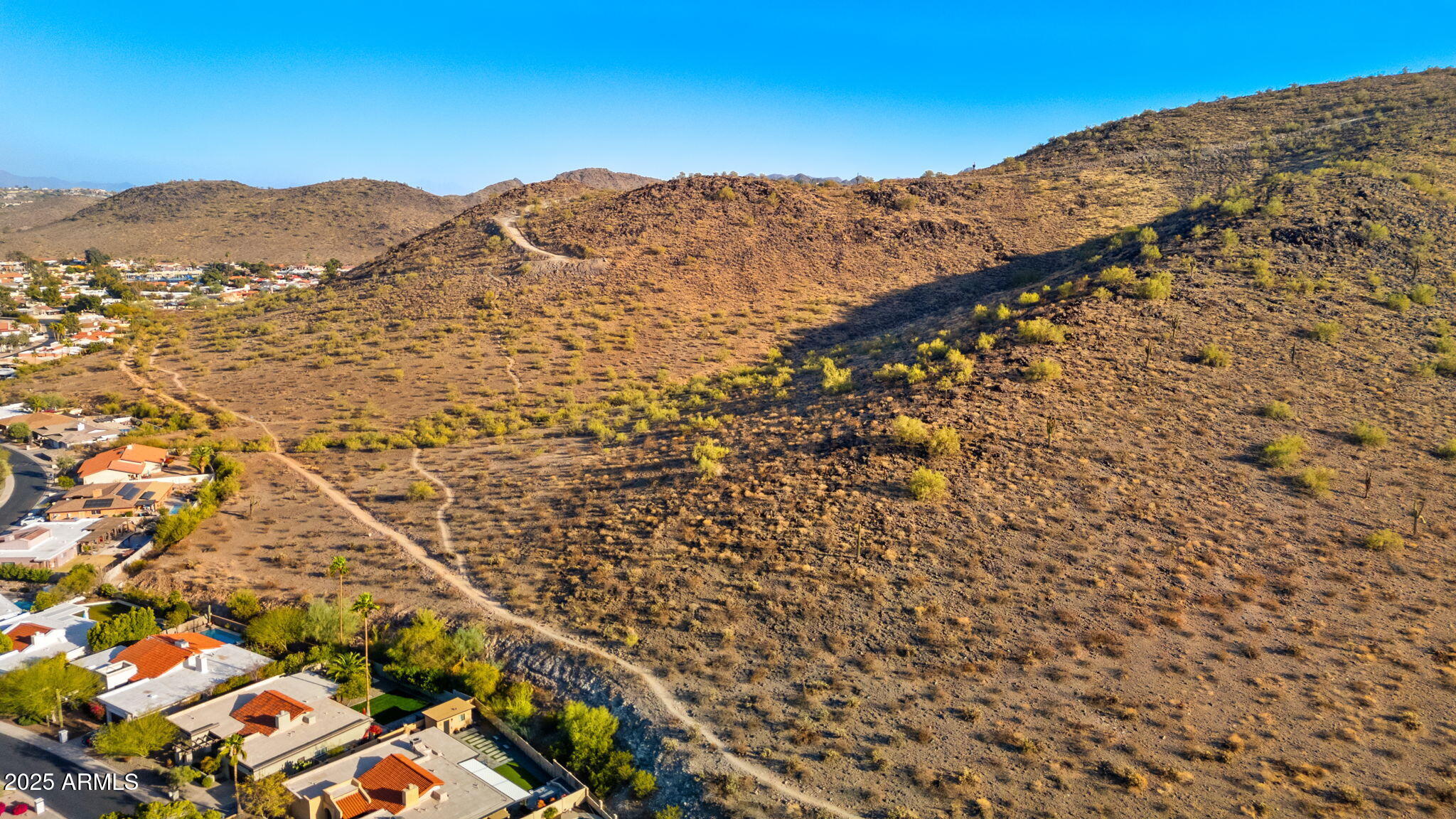 1031 W INDIAN HILLS Place