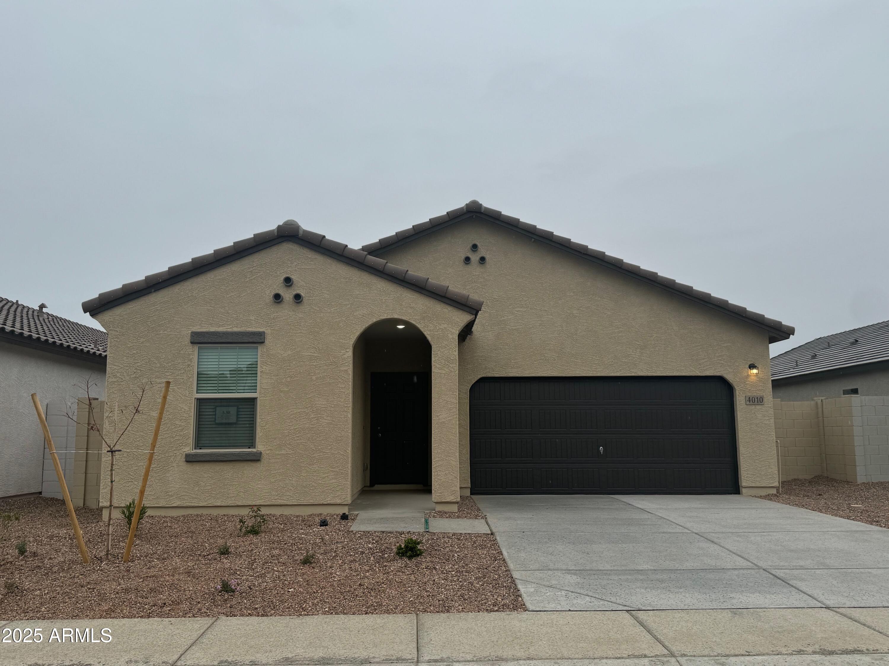 4010 E SAN JOSE Street