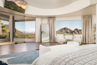 4636 E MOONLIGHT Way # 0