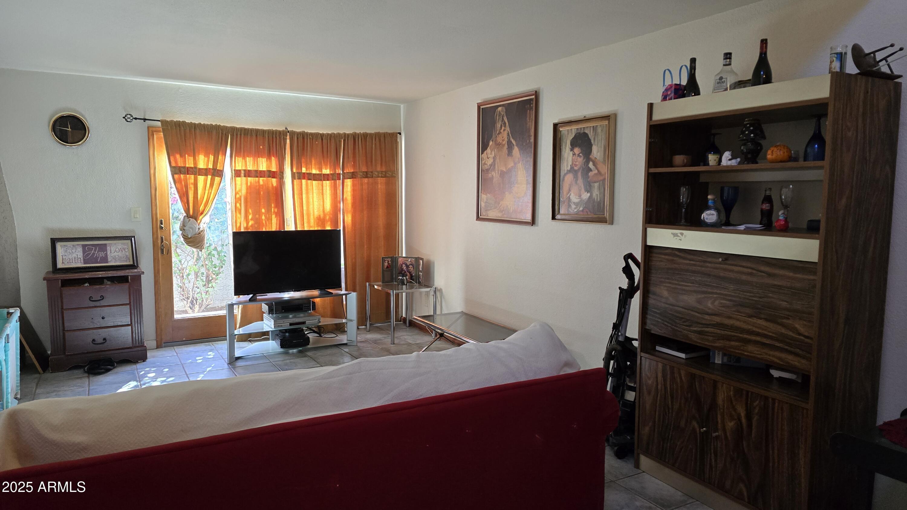 1631 E GARDENIA Avenue