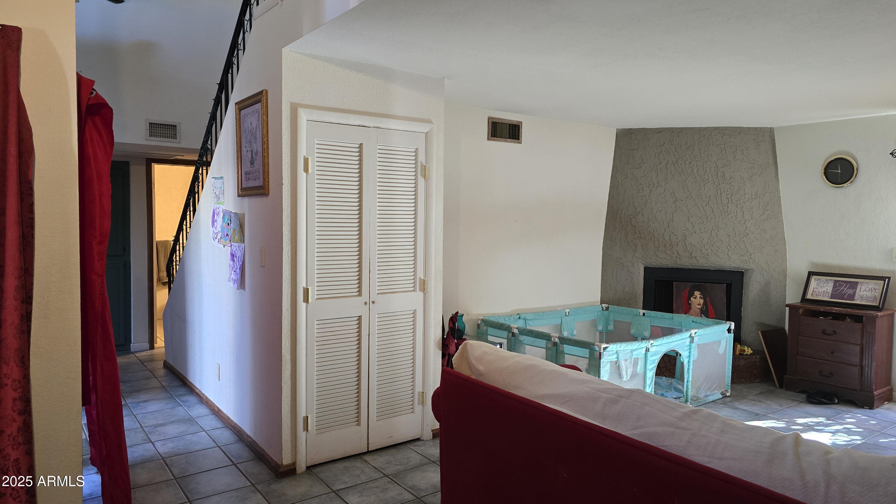 1631 E GARDENIA Avenue