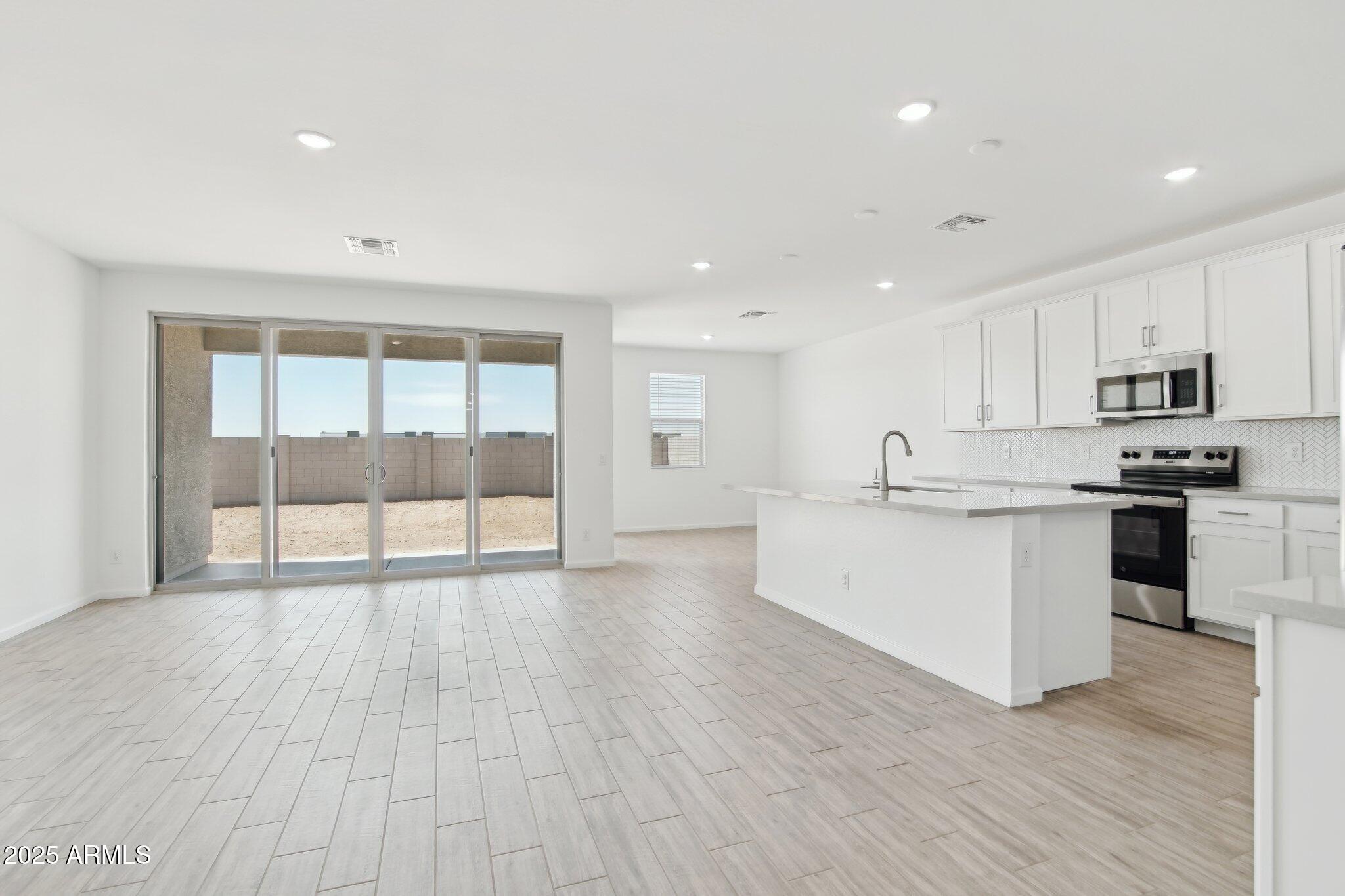 15765 W CHERYL Drive