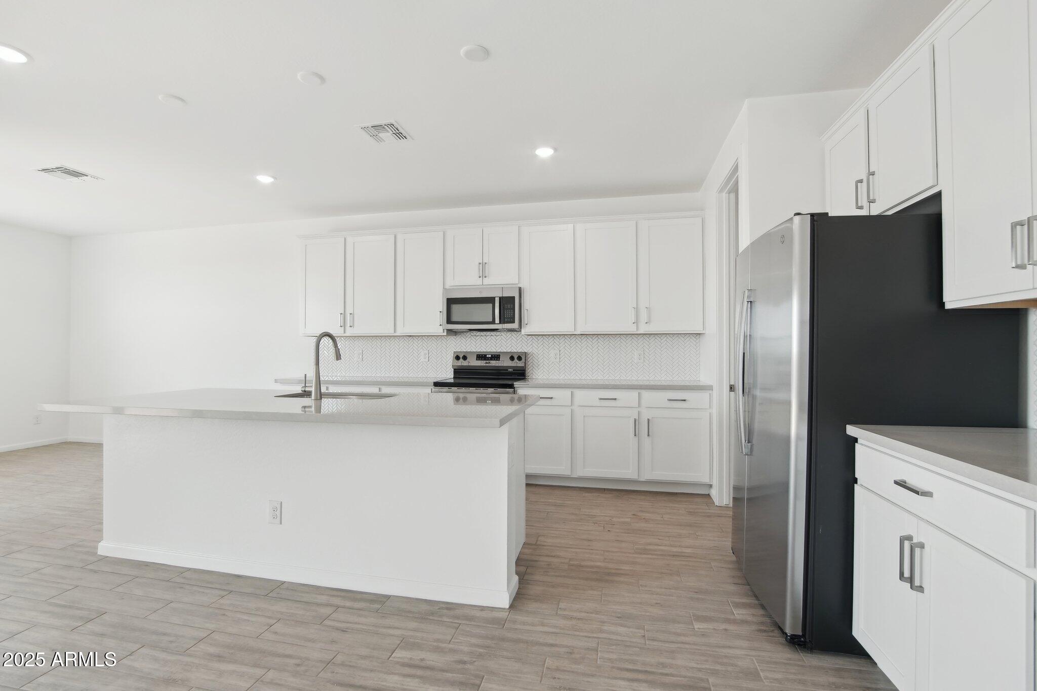 15765 W CHERYL Drive