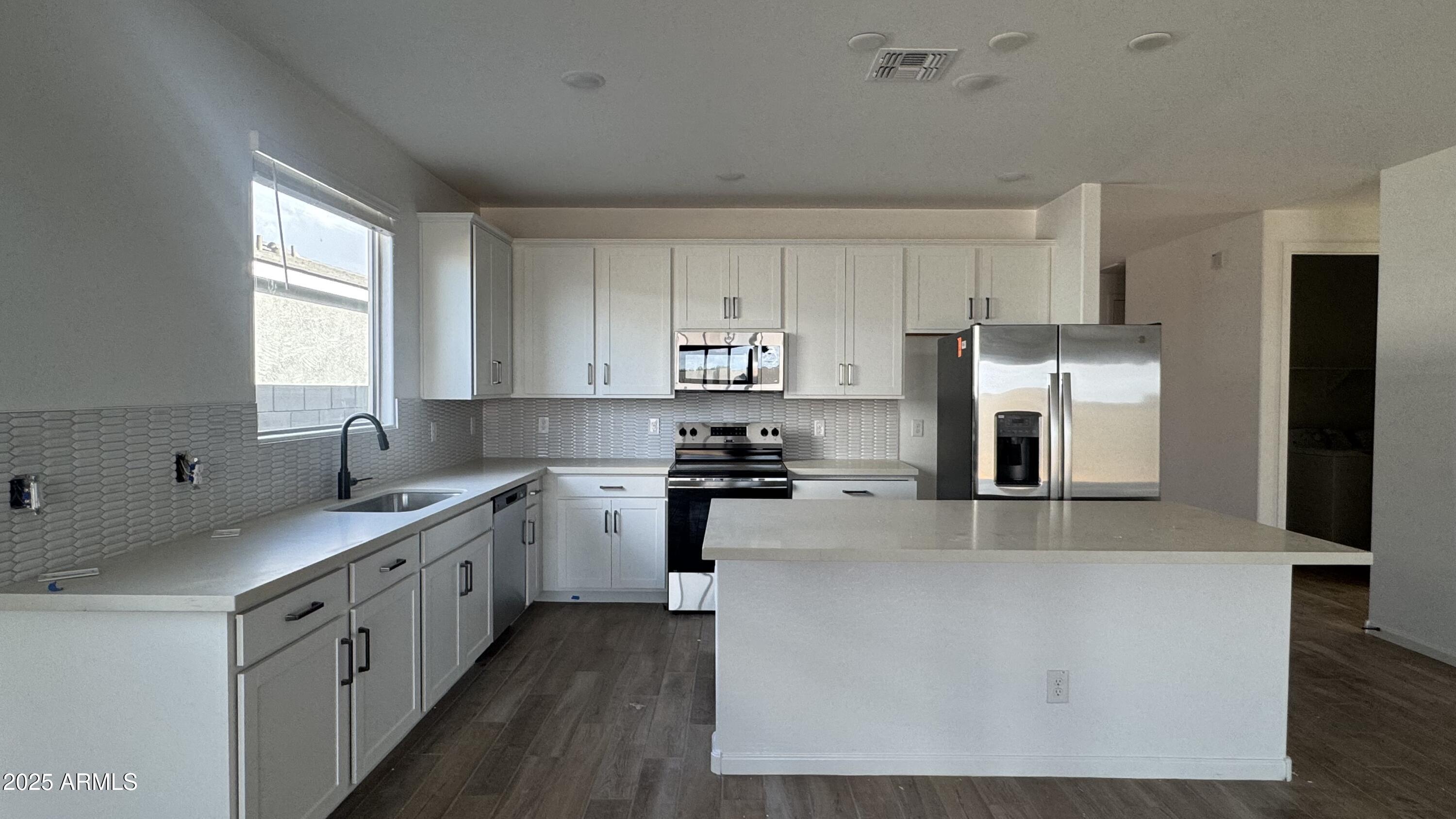 15760 W BERYL Avenue