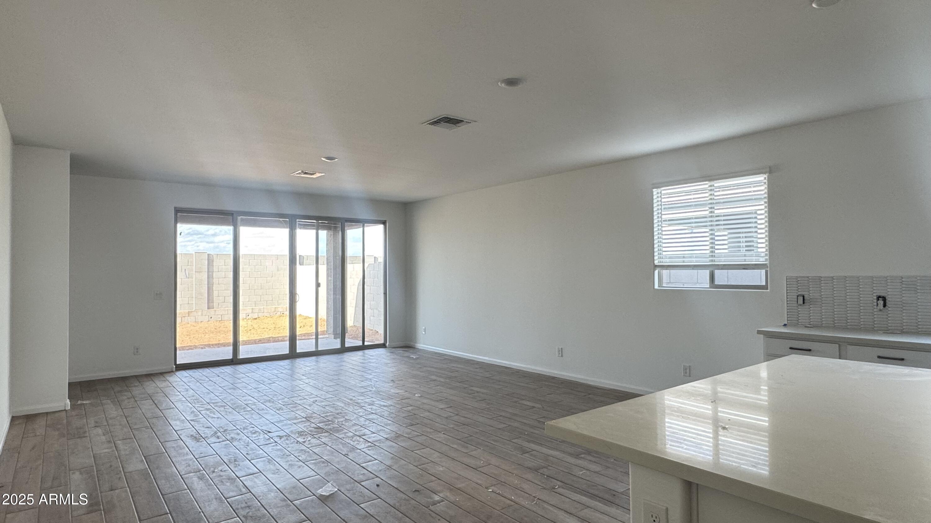 15760 W BERYL Avenue