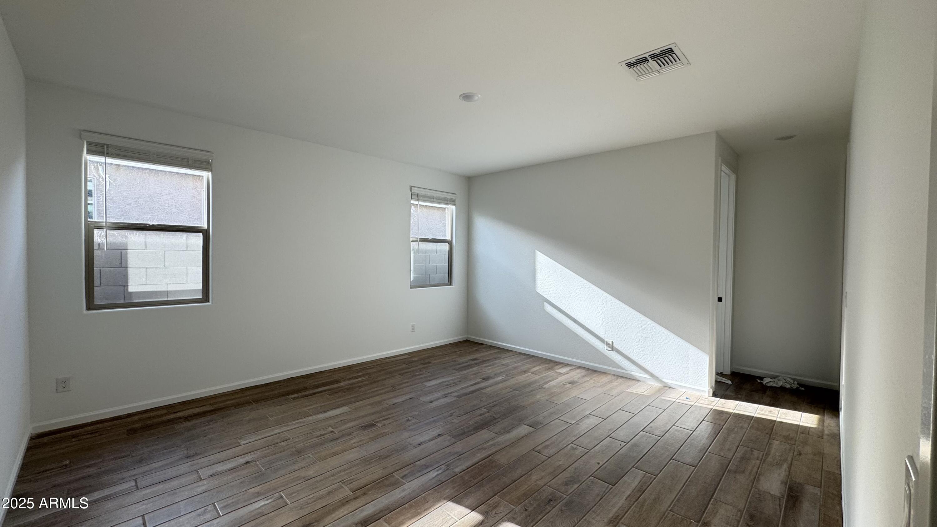 15760 W BERYL Avenue