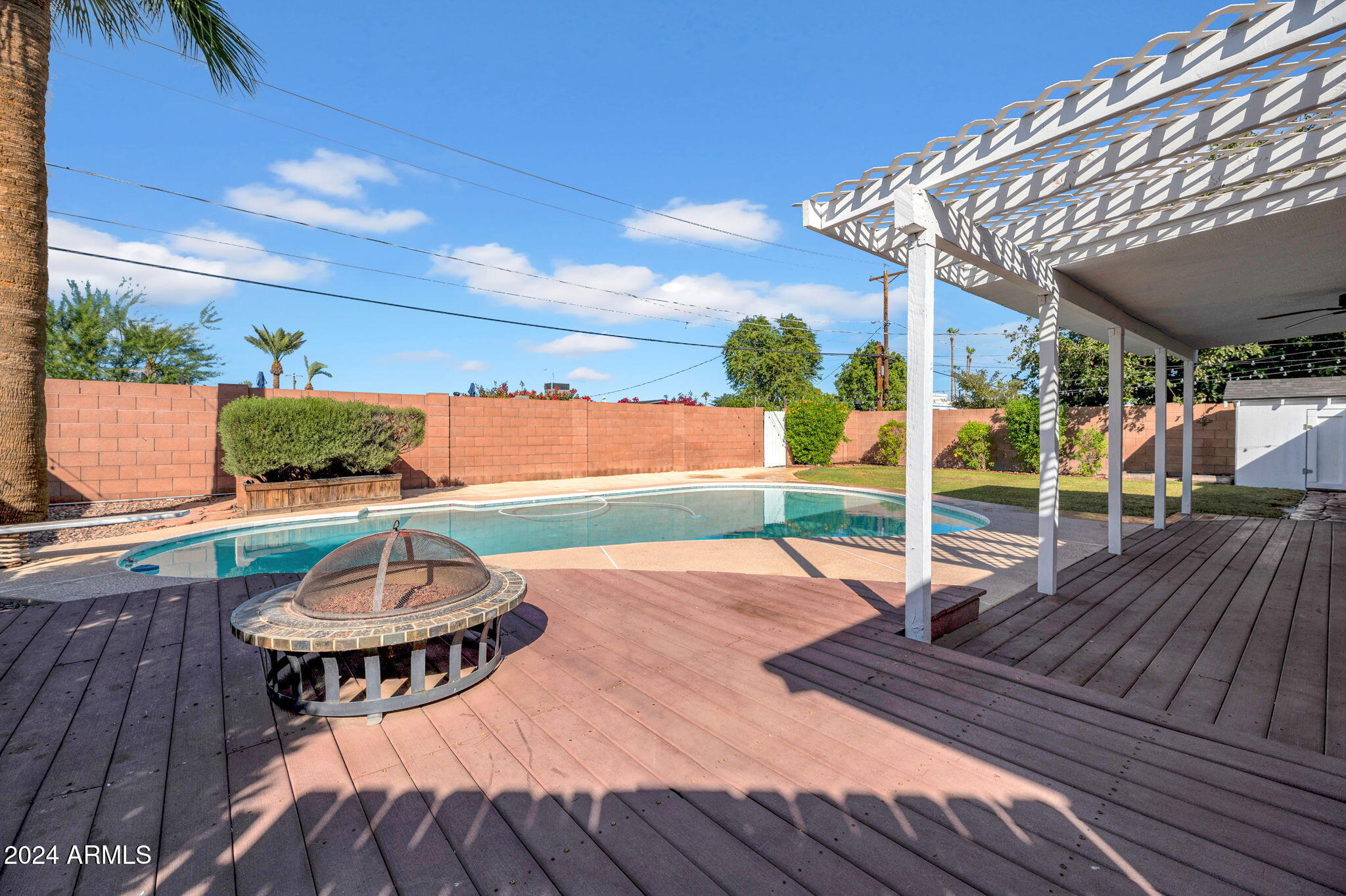 7306 E WILSHIRE Drive