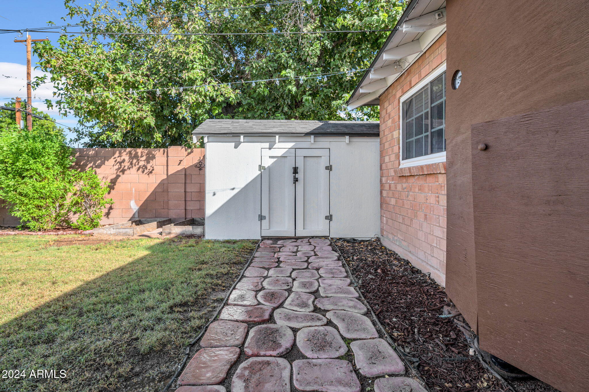 7306 E WILSHIRE Drive