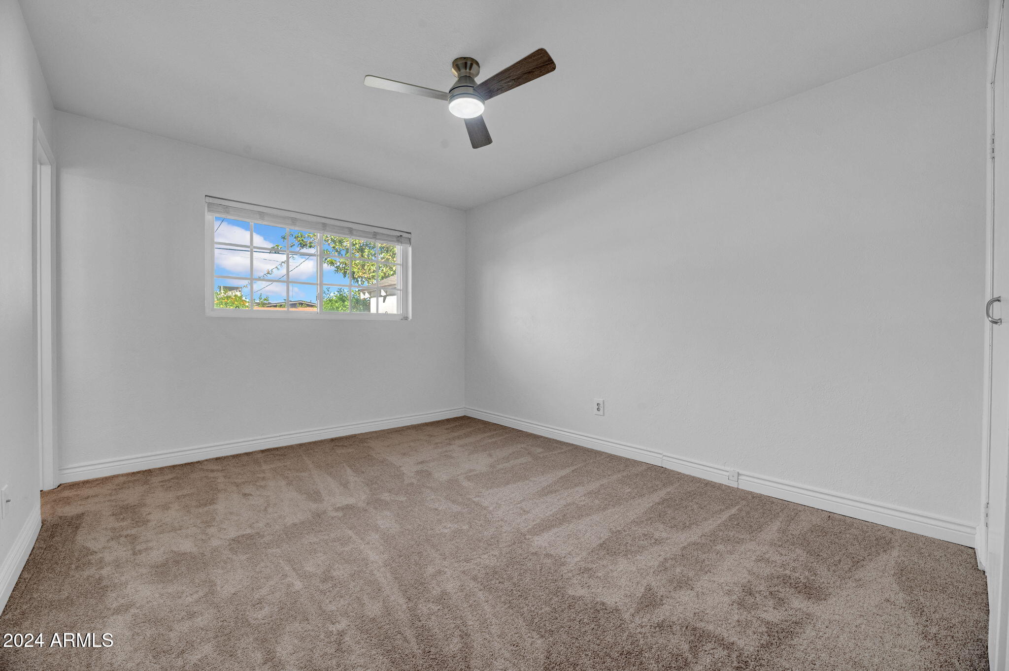 7306 E WILSHIRE Drive