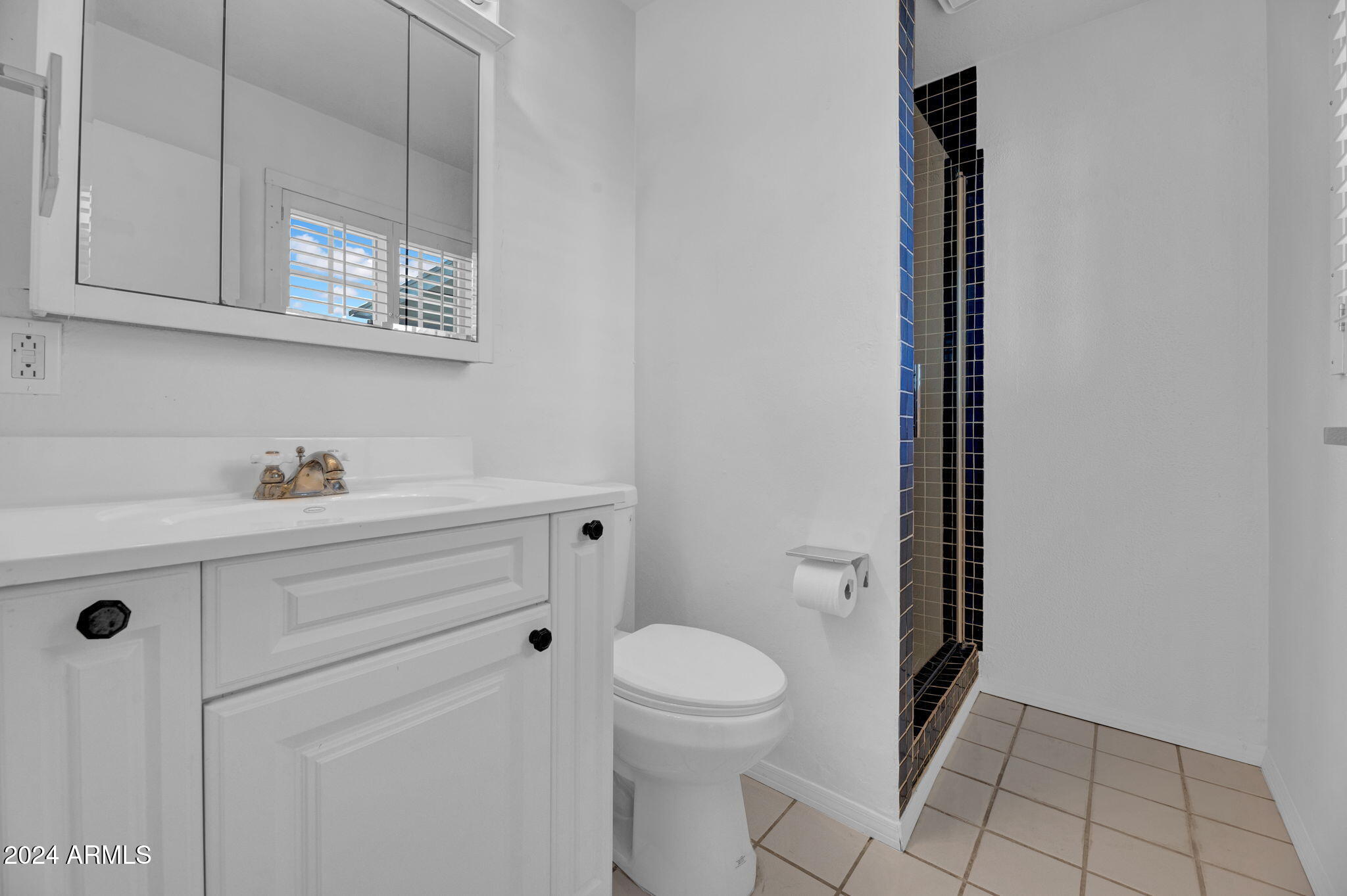 7306 E WILSHIRE Drive