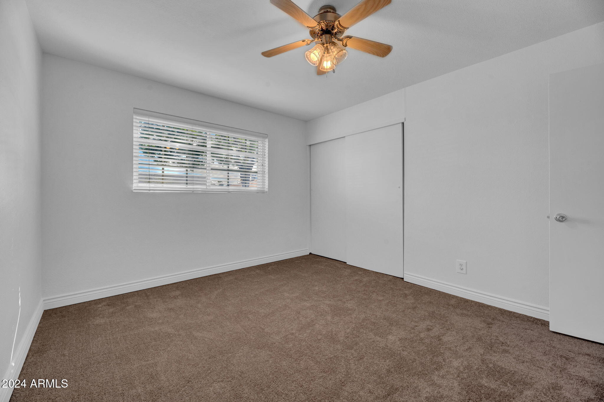 7306 E WILSHIRE Drive