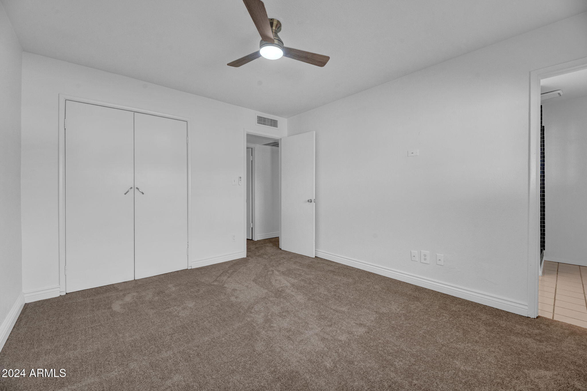 7306 E WILSHIRE Drive