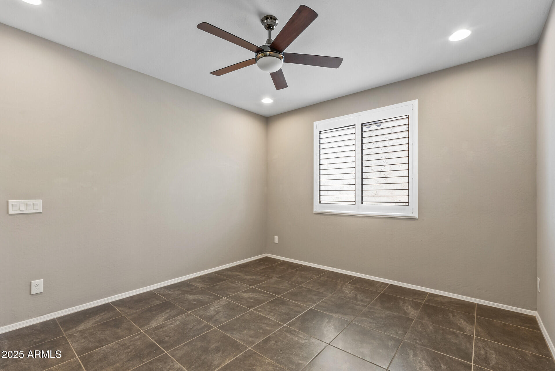 26880 W SIERRA PINTA Drive