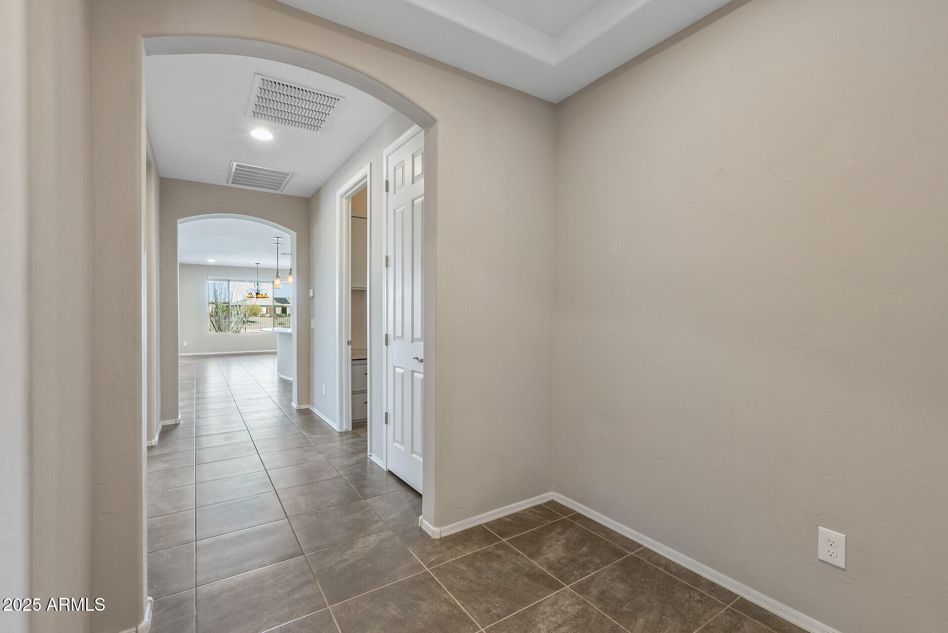 26880 W SIERRA PINTA Drive