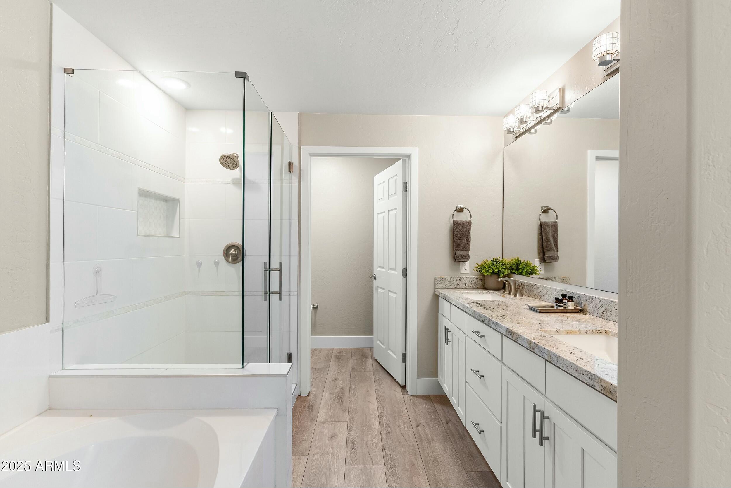 19700 N 76TH Street # 1008