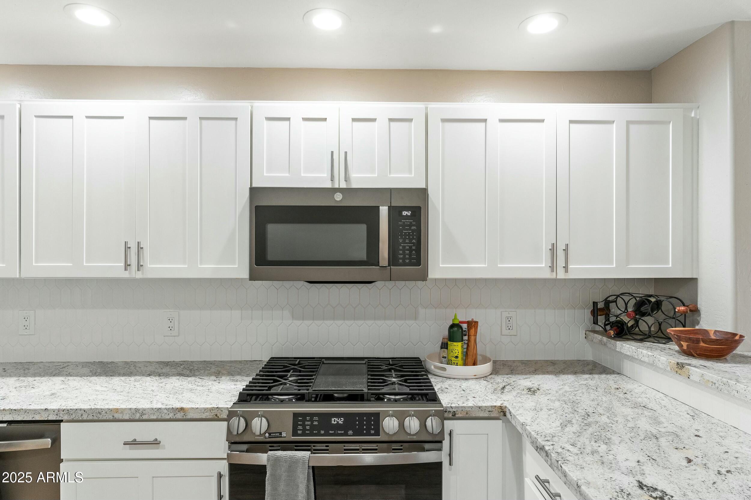 19700 N 76TH Street # 1008