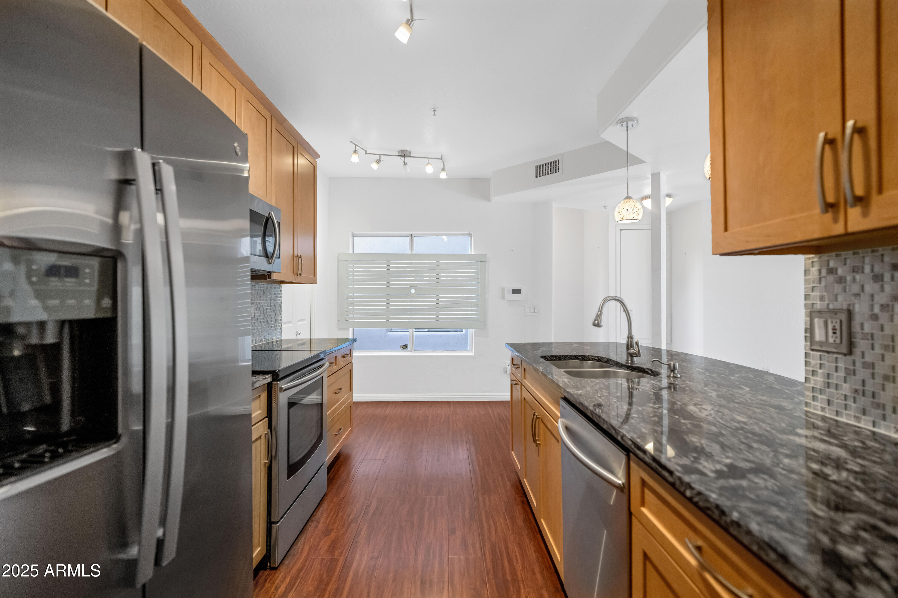 11260 N 92ND Street # 1060