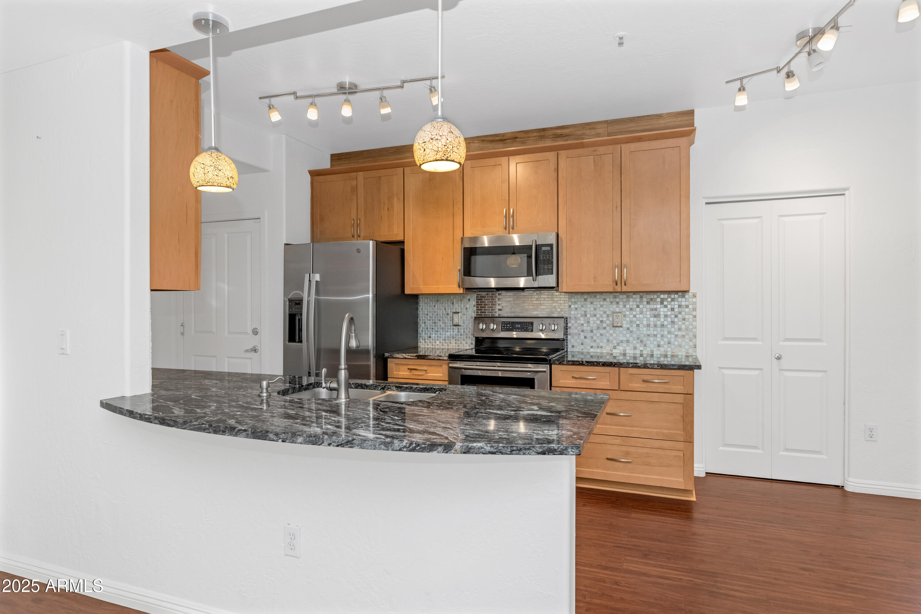 11260 N 92ND Street # 1060