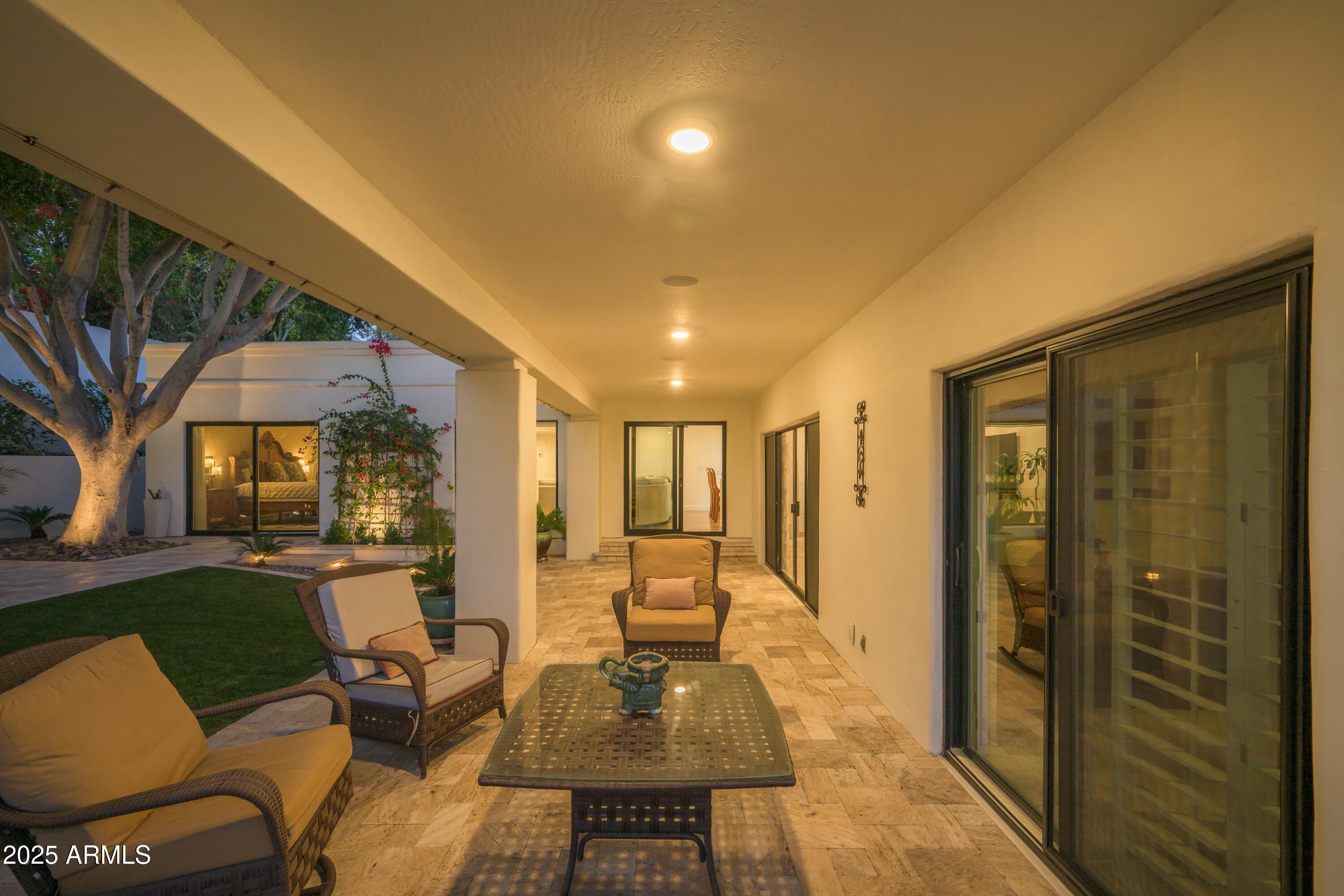 3140 E CLAREMONT Avenue