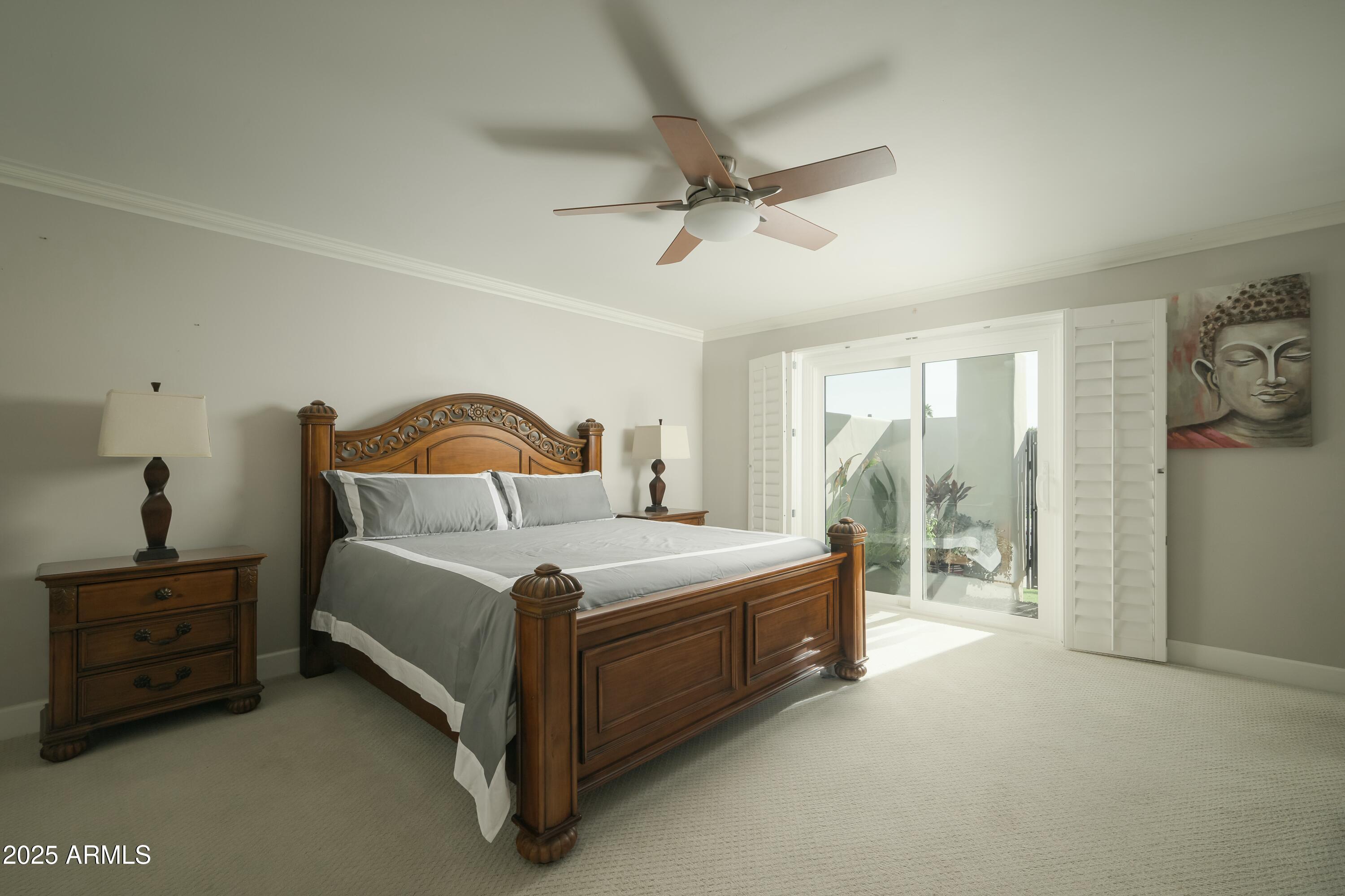 3140 E CLAREMONT Avenue