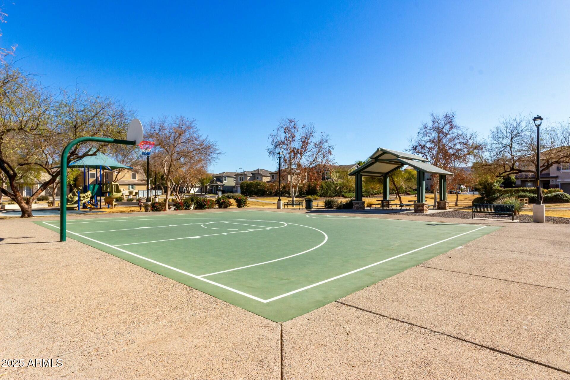 2360 E HIDALGO Avenue