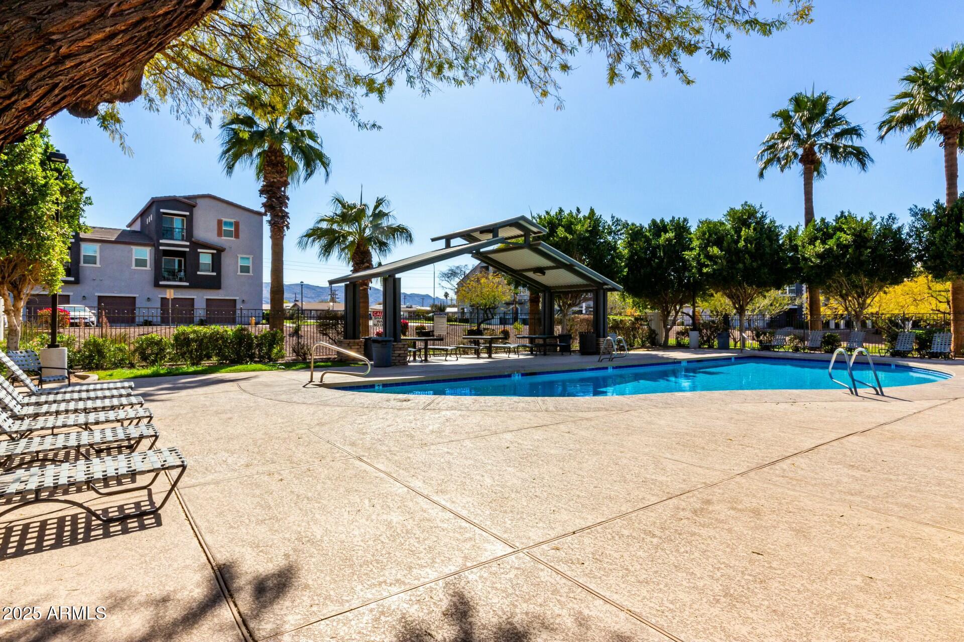 2360 E HIDALGO Avenue