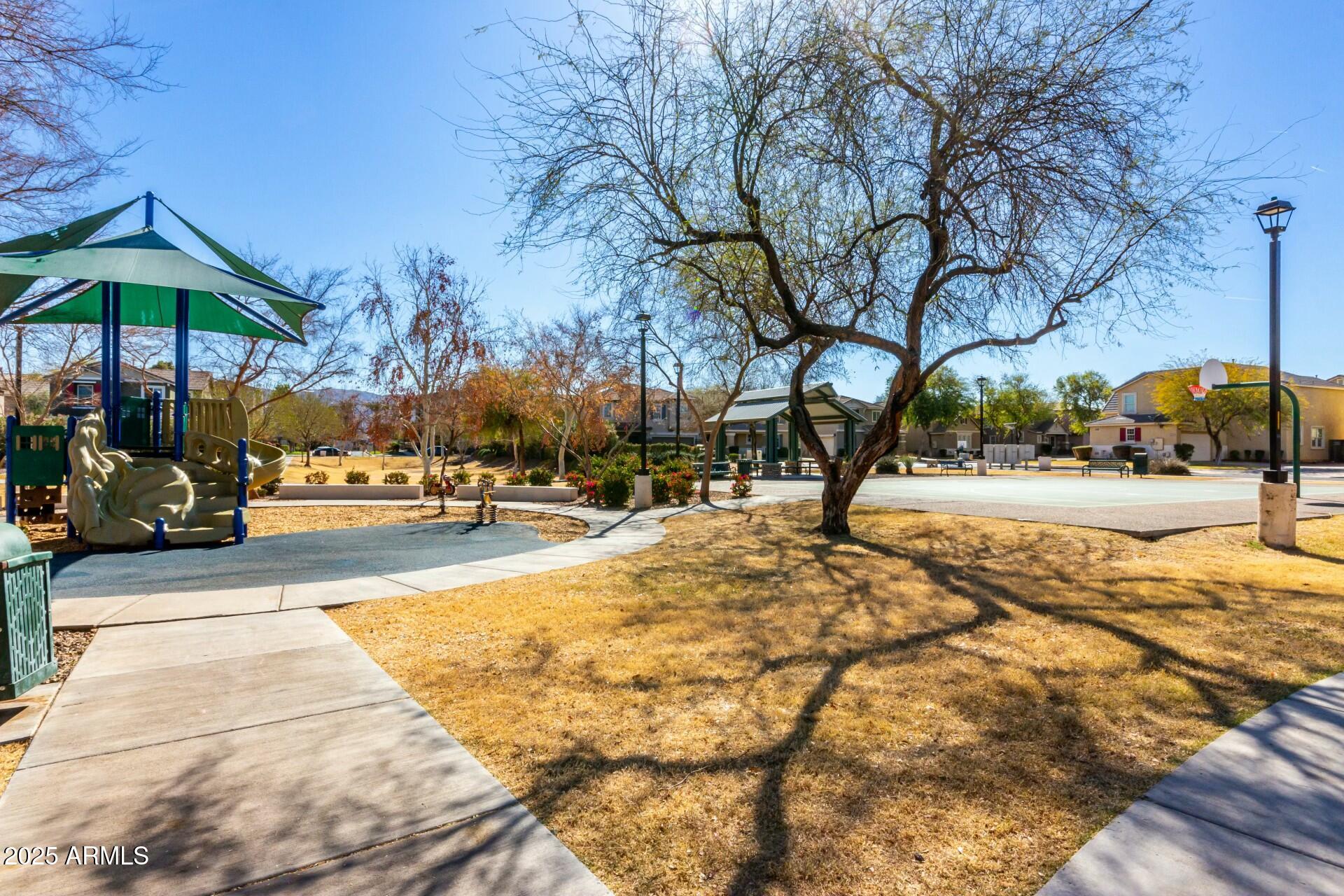 2360 E HIDALGO Avenue