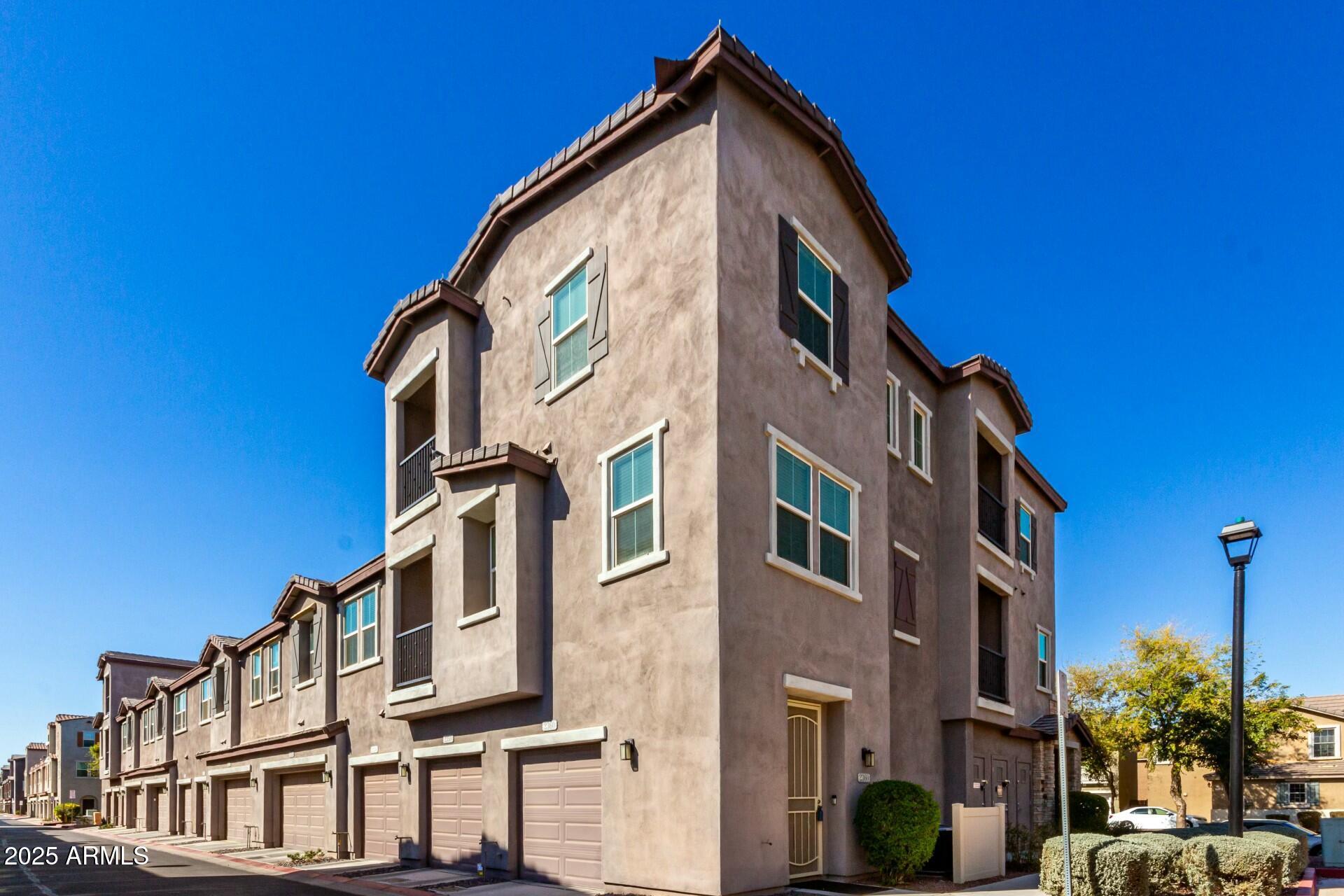 2360 E HIDALGO Avenue