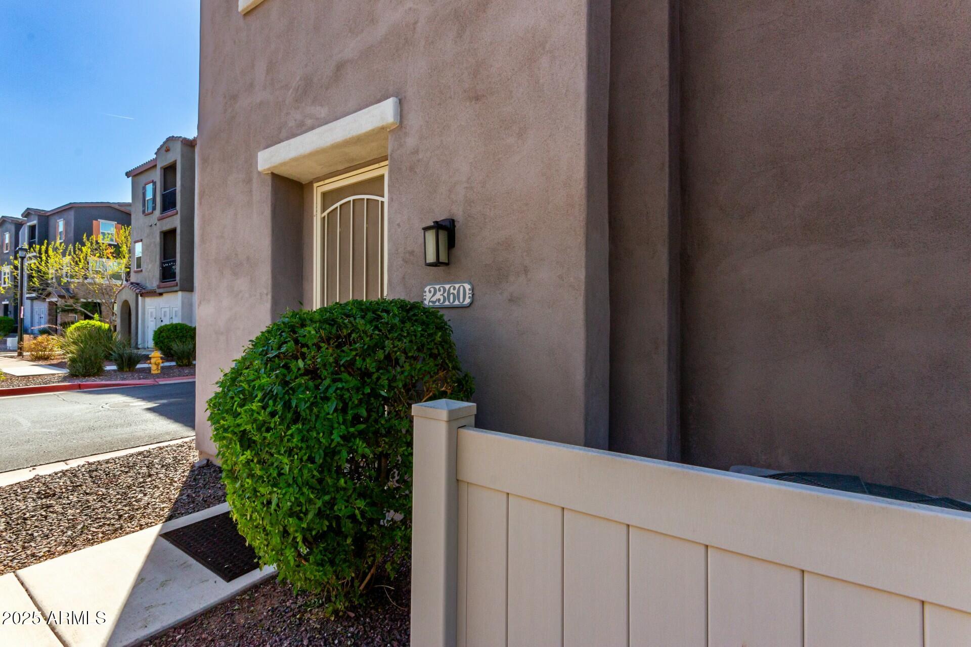 2360 E HIDALGO Avenue