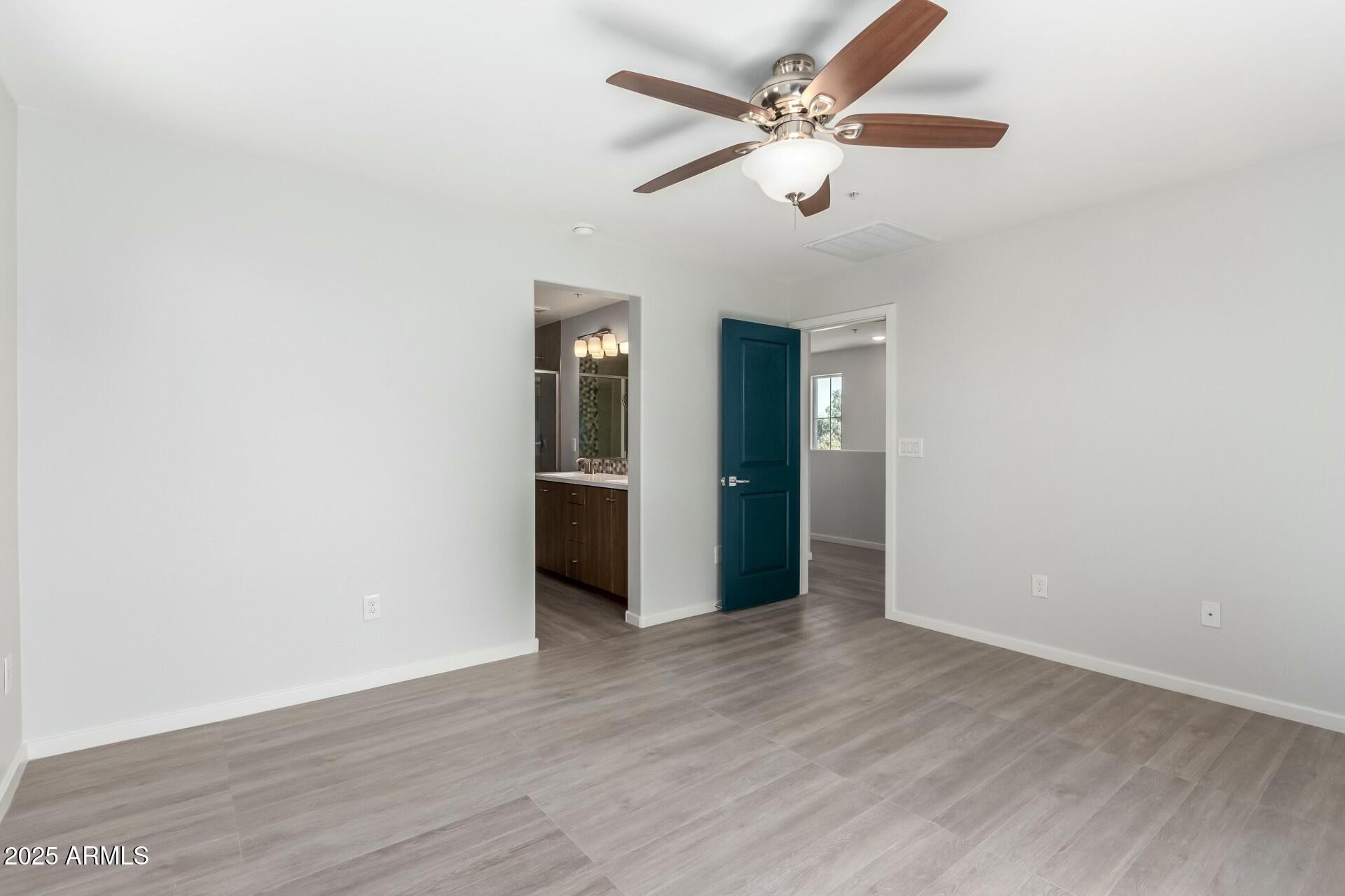 2360 E HIDALGO Avenue