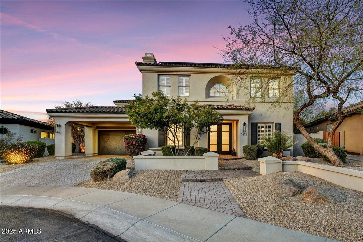 3812 E PARKSIDE Lane