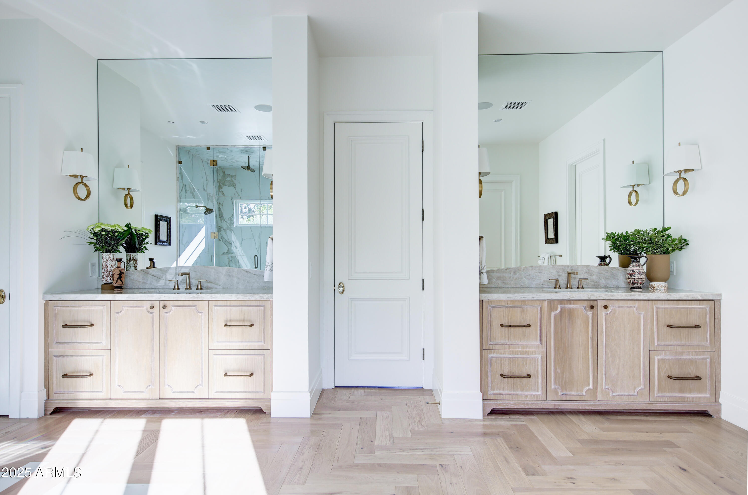 5144 E Calle Del Medio --