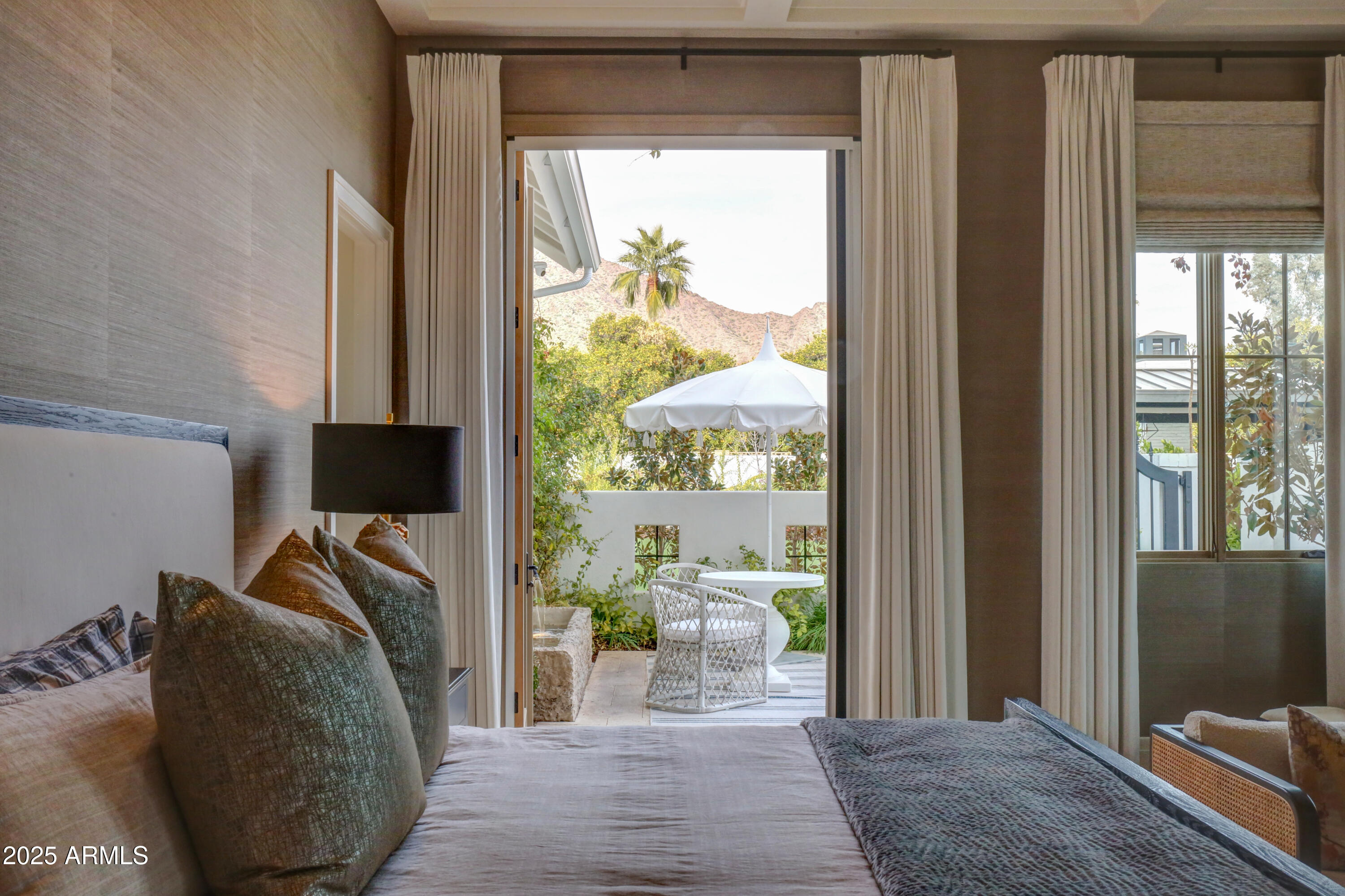 5144 E Calle Del Medio --