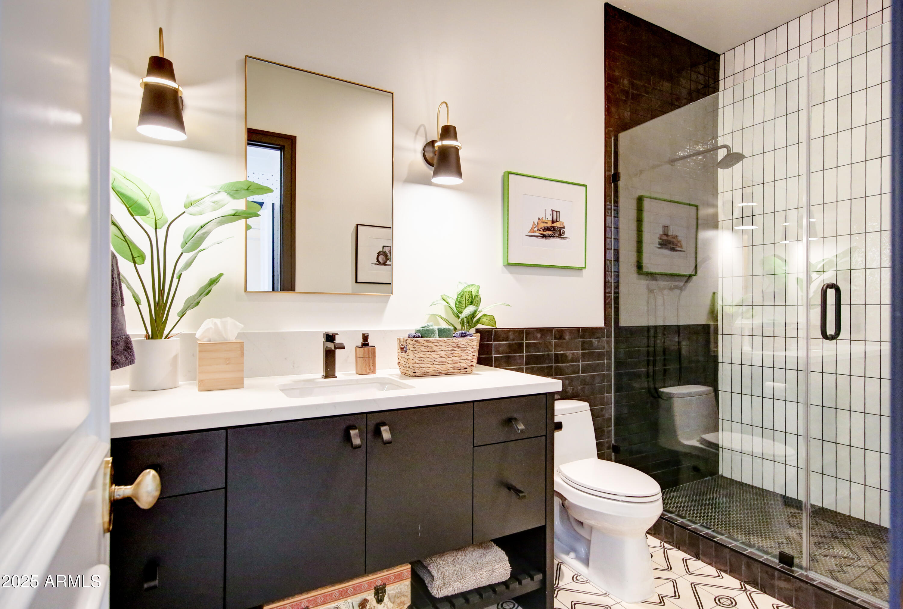 5144 E Calle Del Medio --