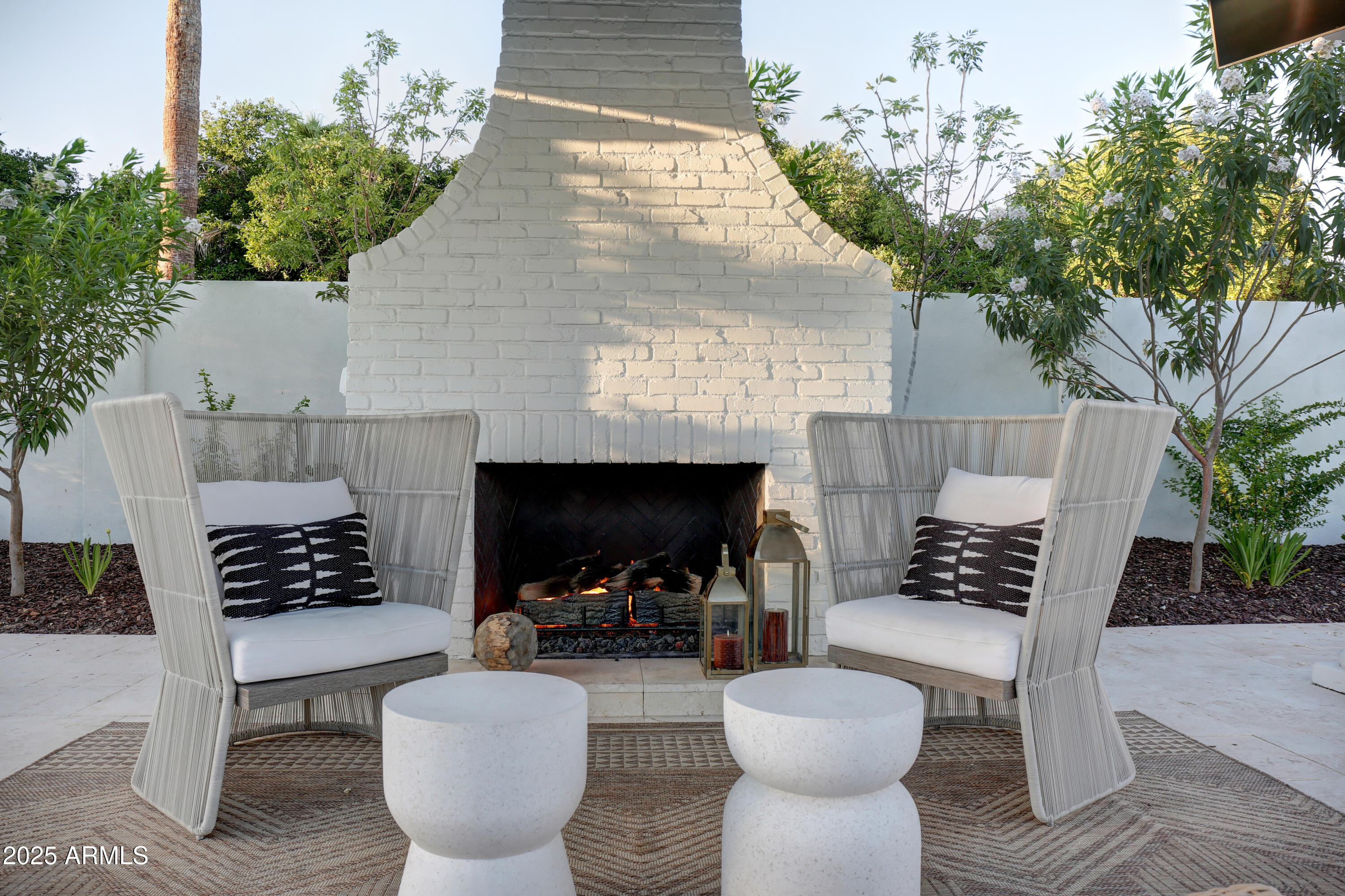 5144 E Calle Del Medio --