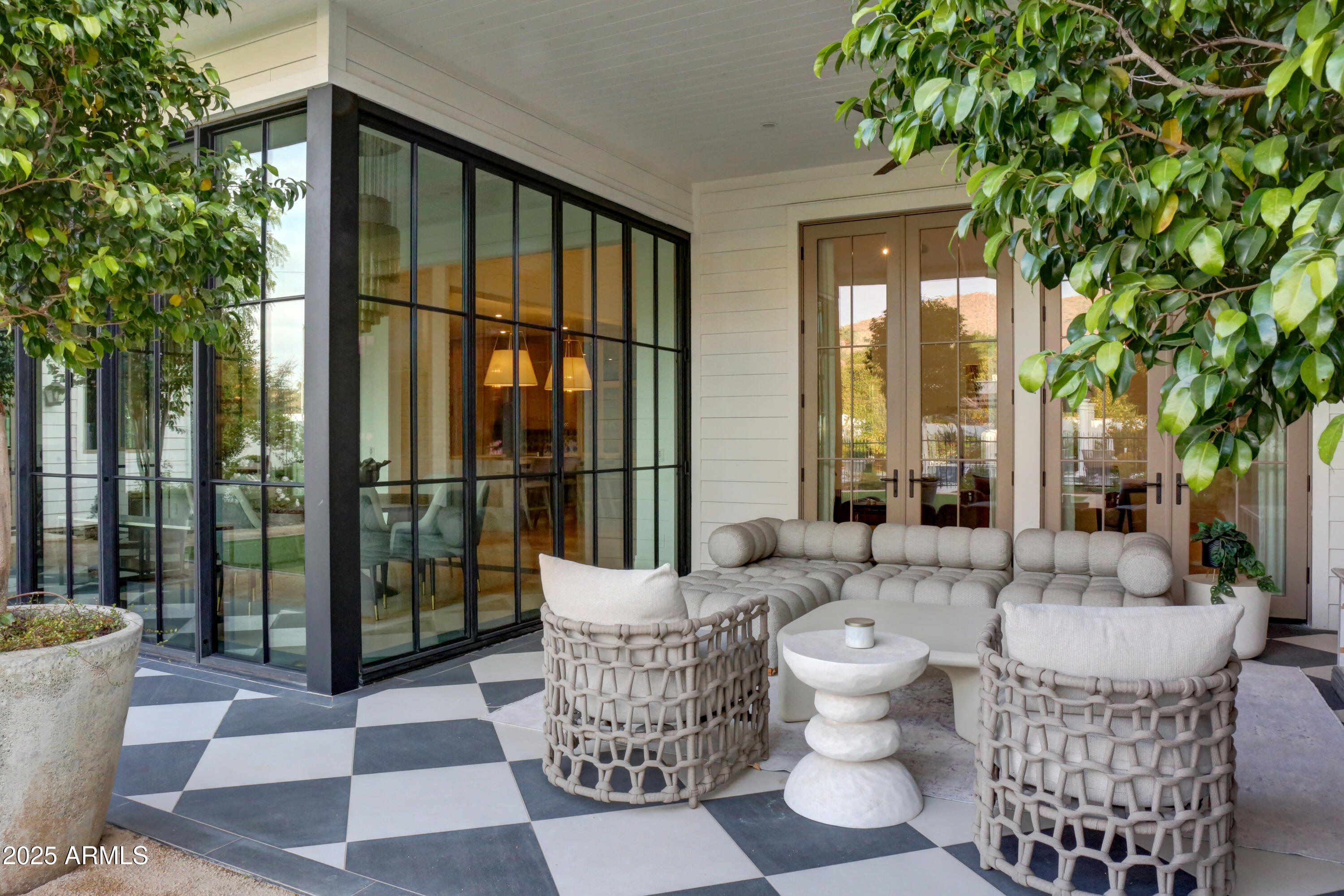 5144 E Calle Del Medio --