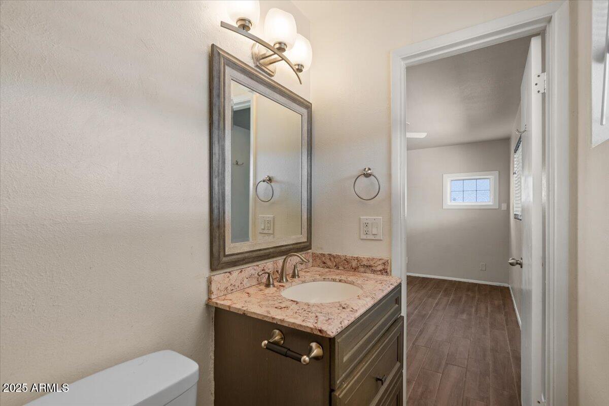 3117 W CORRINE Drive