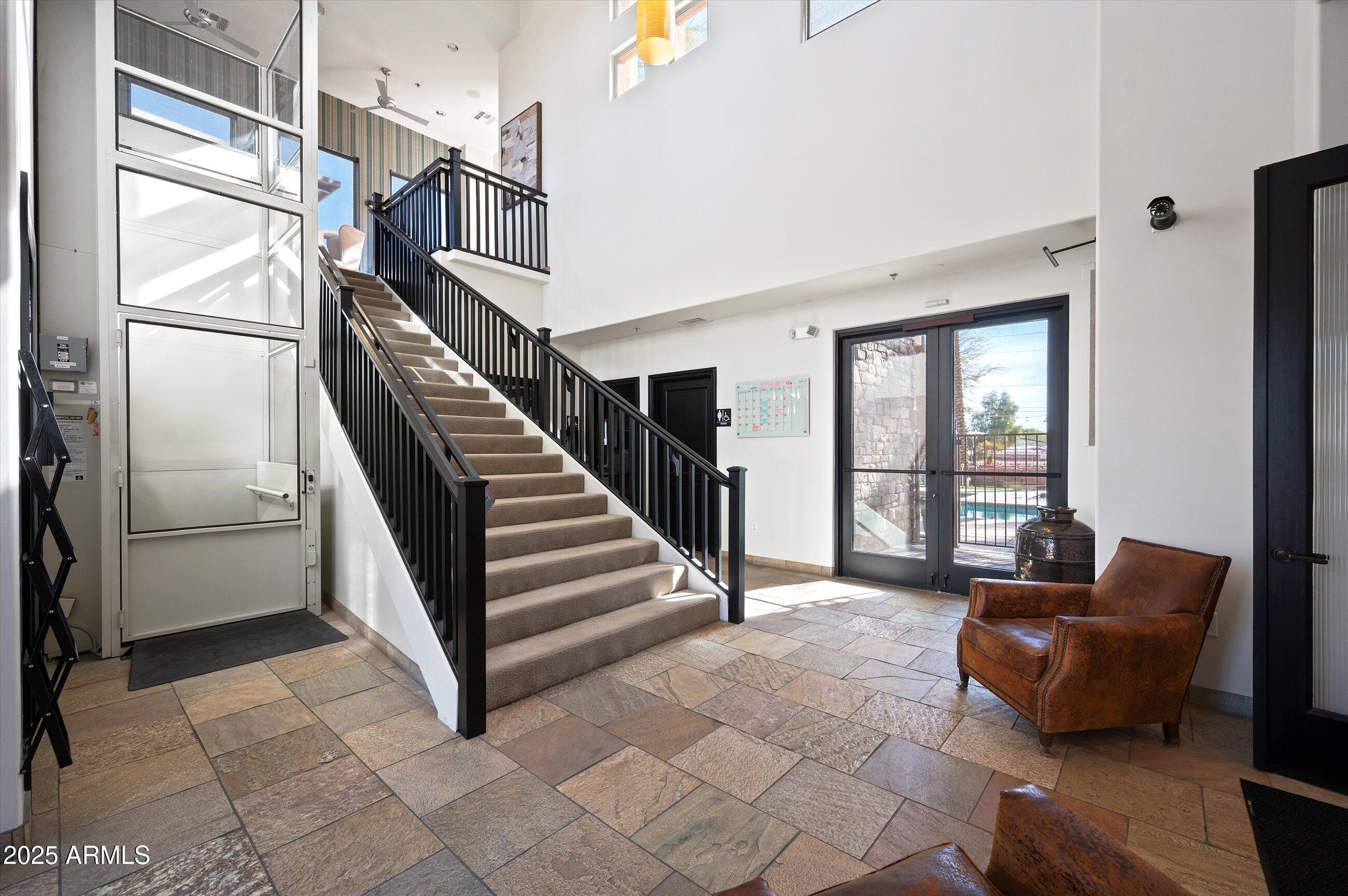 4931 N WOODMERE FAIRWAY -- # 1001