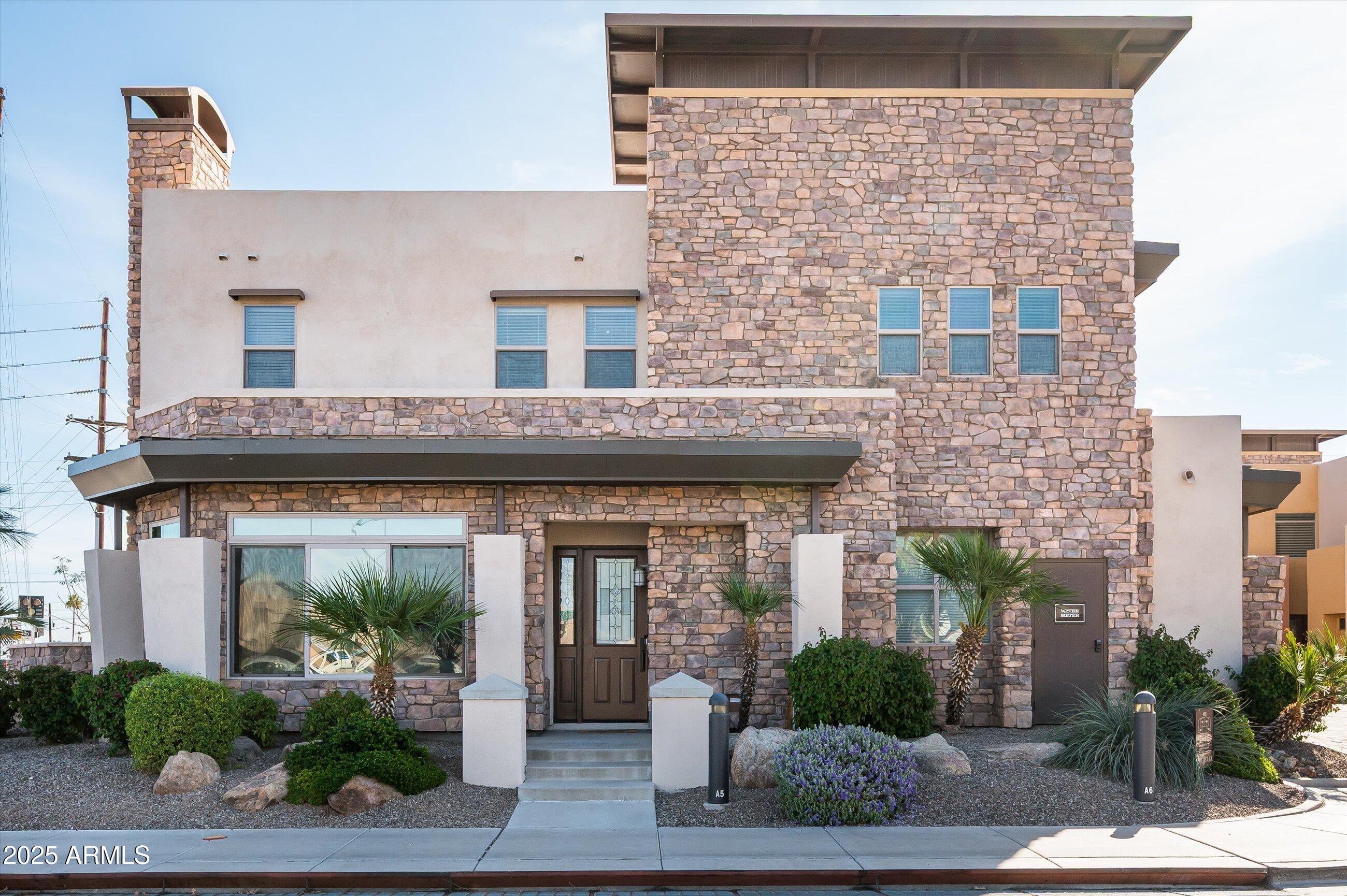 4931 N WOODMERE FAIRWAY -- # 1001